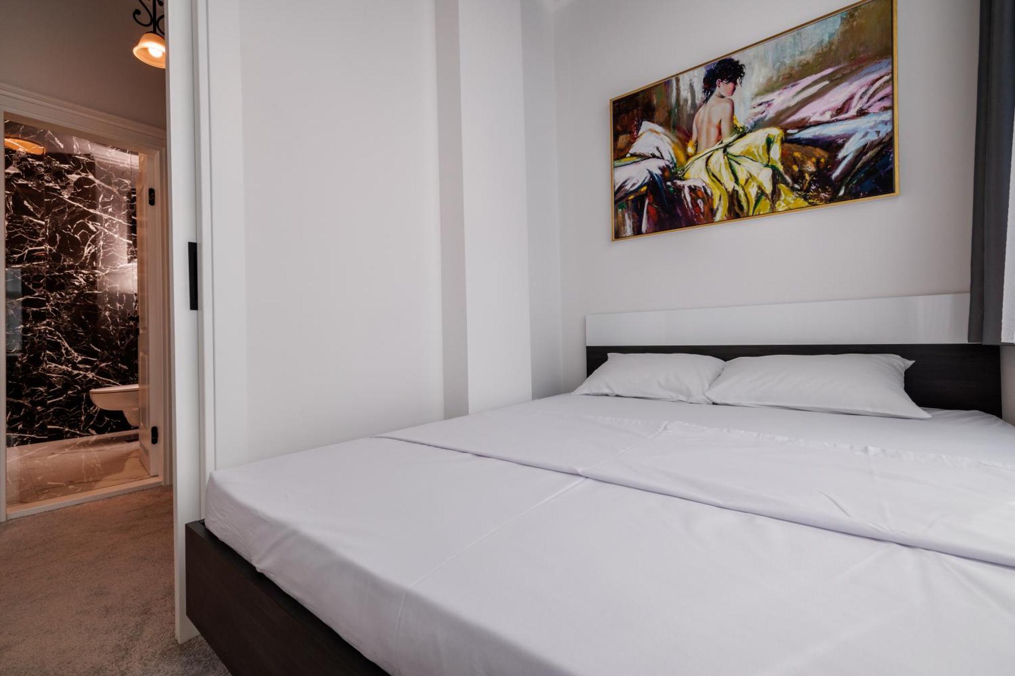 White Unique Apart Nikšić Extérieur photo